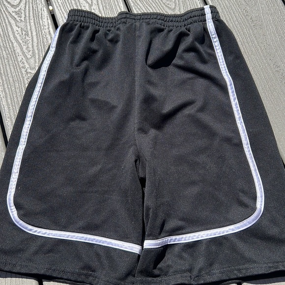Philadelphia Flyers shorts - Picture 4 of 6